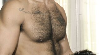 Follow Me (Viktor Rom & Louis Ricaute)