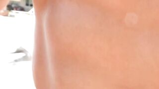 Macho Musculoso - Christian Bay, Sebastian